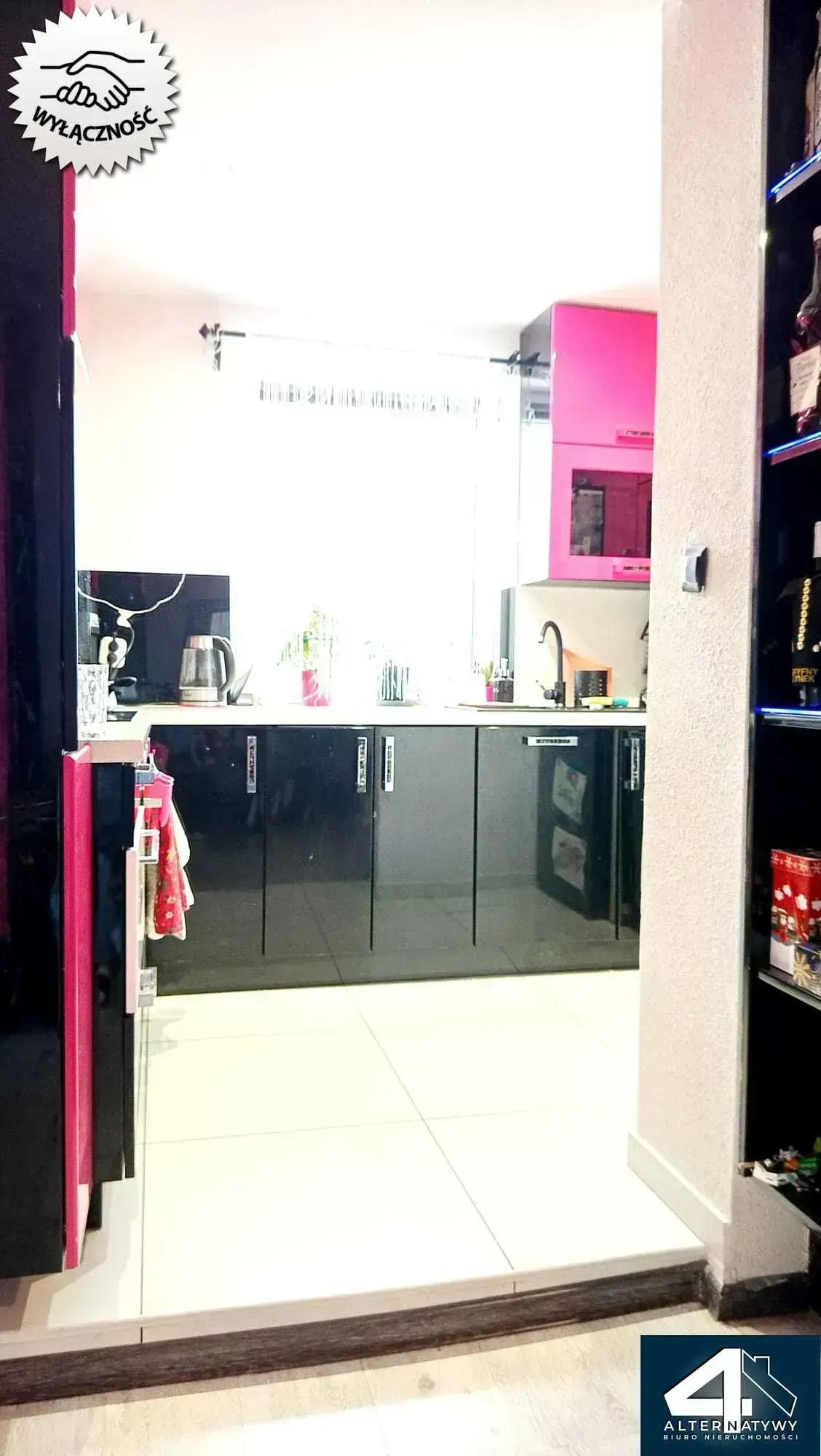 Urokliwy dom jednorodzinny z ogrodem - Bieruń. 35