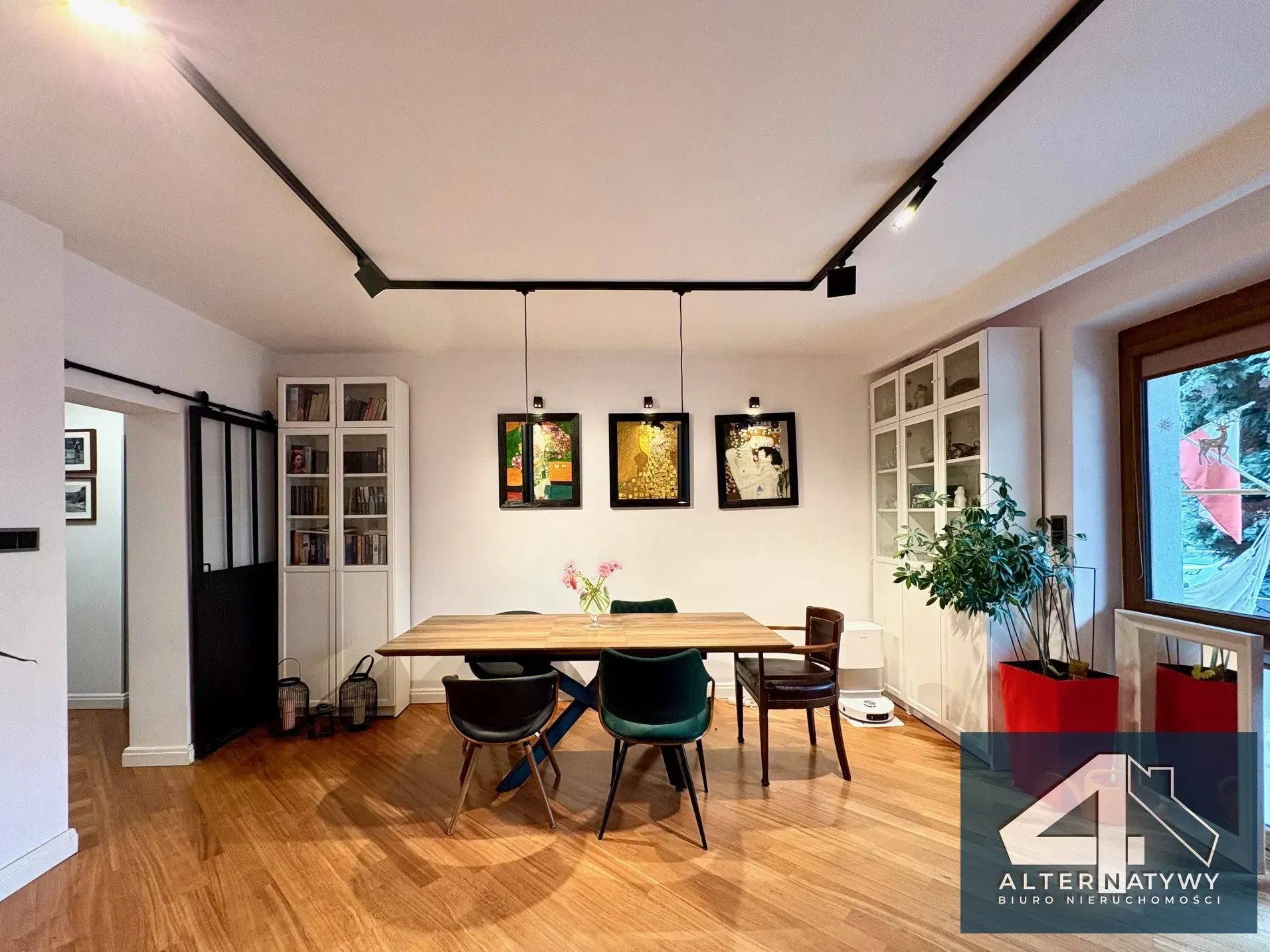 Niebanalny dom w atrakcyjnym centrum Krakowa 9