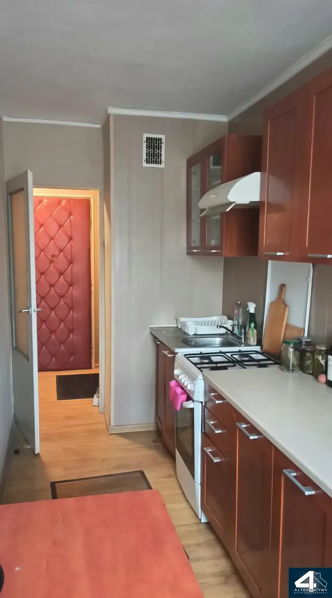 Prądnik Biały pokój z kuchnią 4