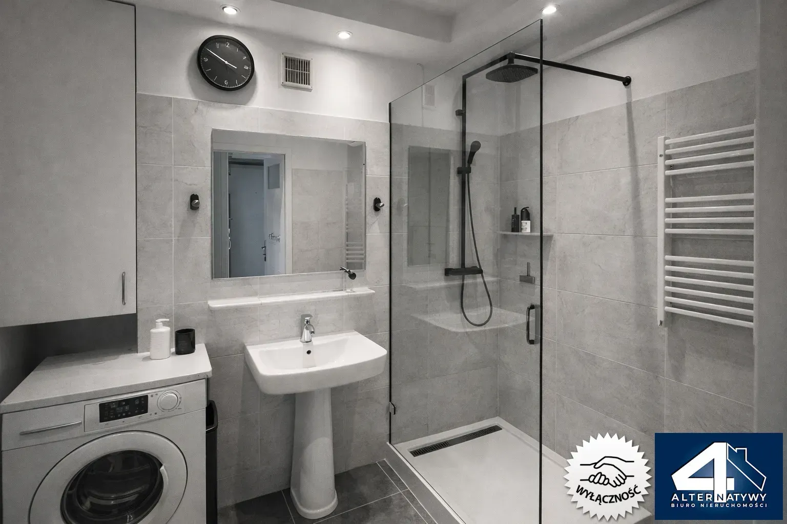 Telimeny: 2 pokoje + osobna kuchnia  + loggia 4