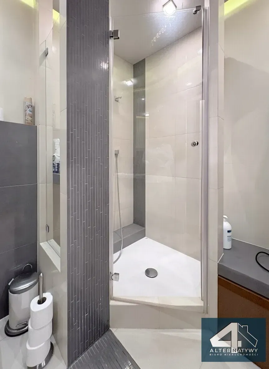 Dwa pokoje z opcją trzech w przyjemnym otoczeniu 13