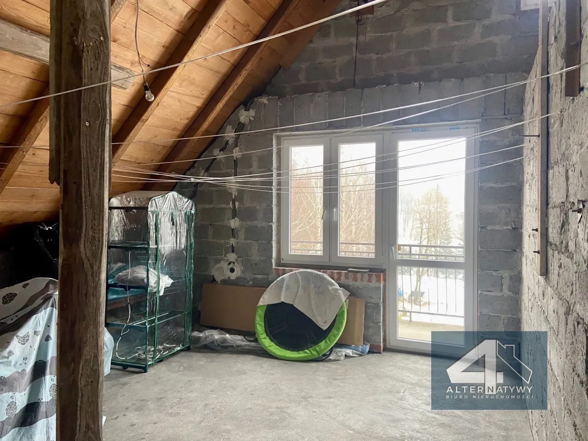 Okazja - dom z potencjałem. Do wejścia!! 12