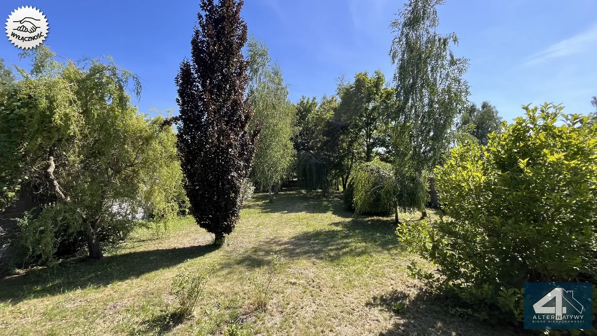 Dom na pięknej działce z dostępem do rzeki 11