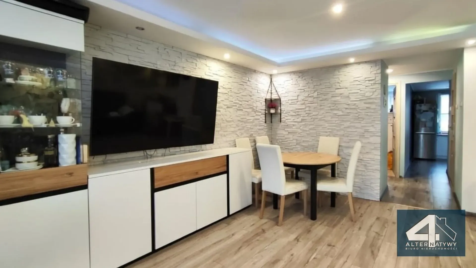 3-pok./ II Piętro /Po remoncie 2