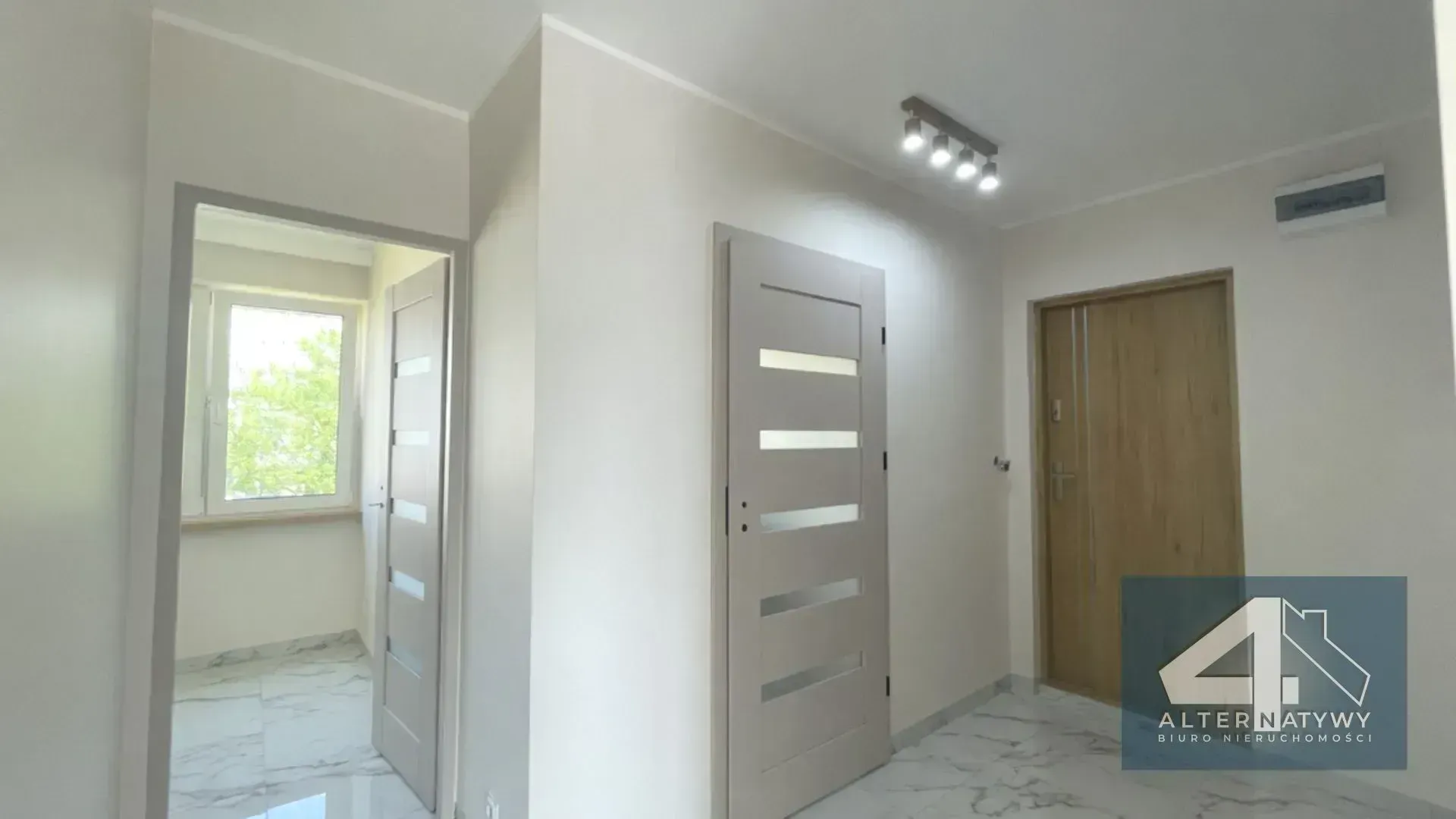 2 Sypialnie| Salon z kuchnią|po remoncie 8