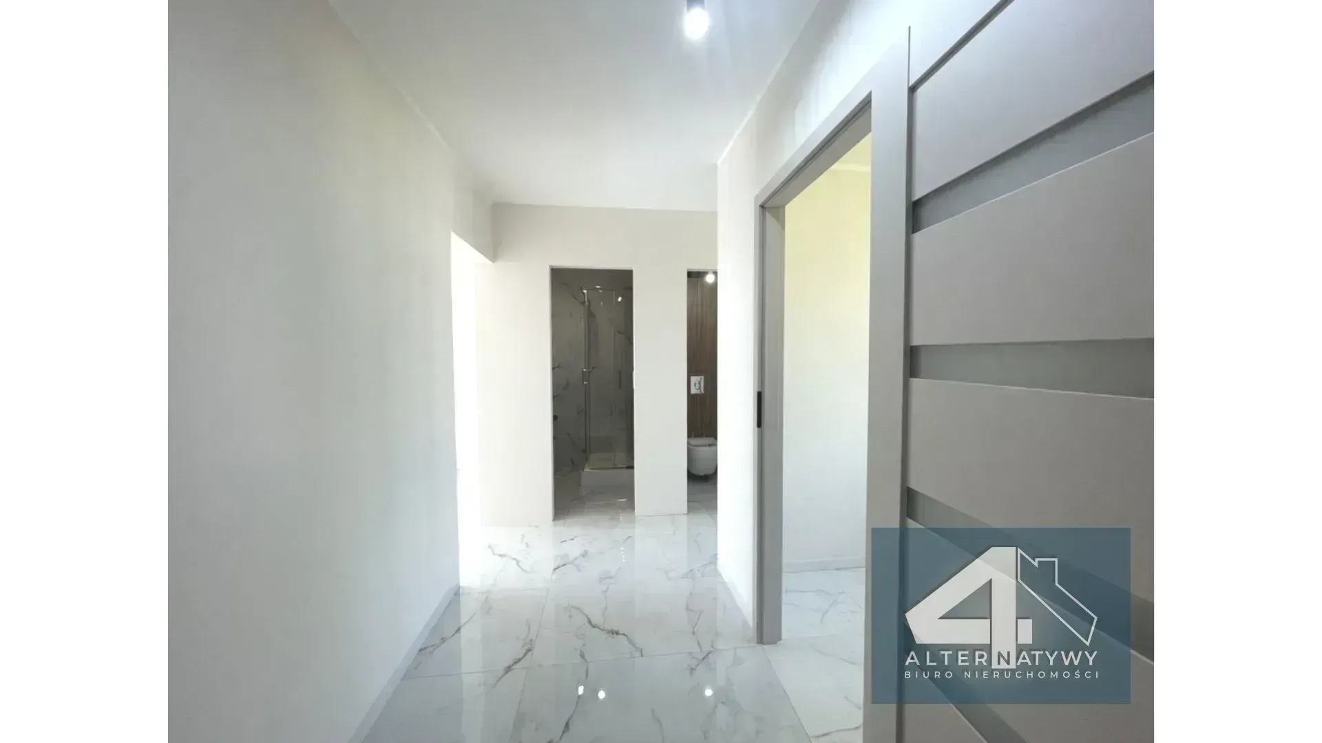 2 Sypialnie| Salon z kuchnią|po remoncie 12