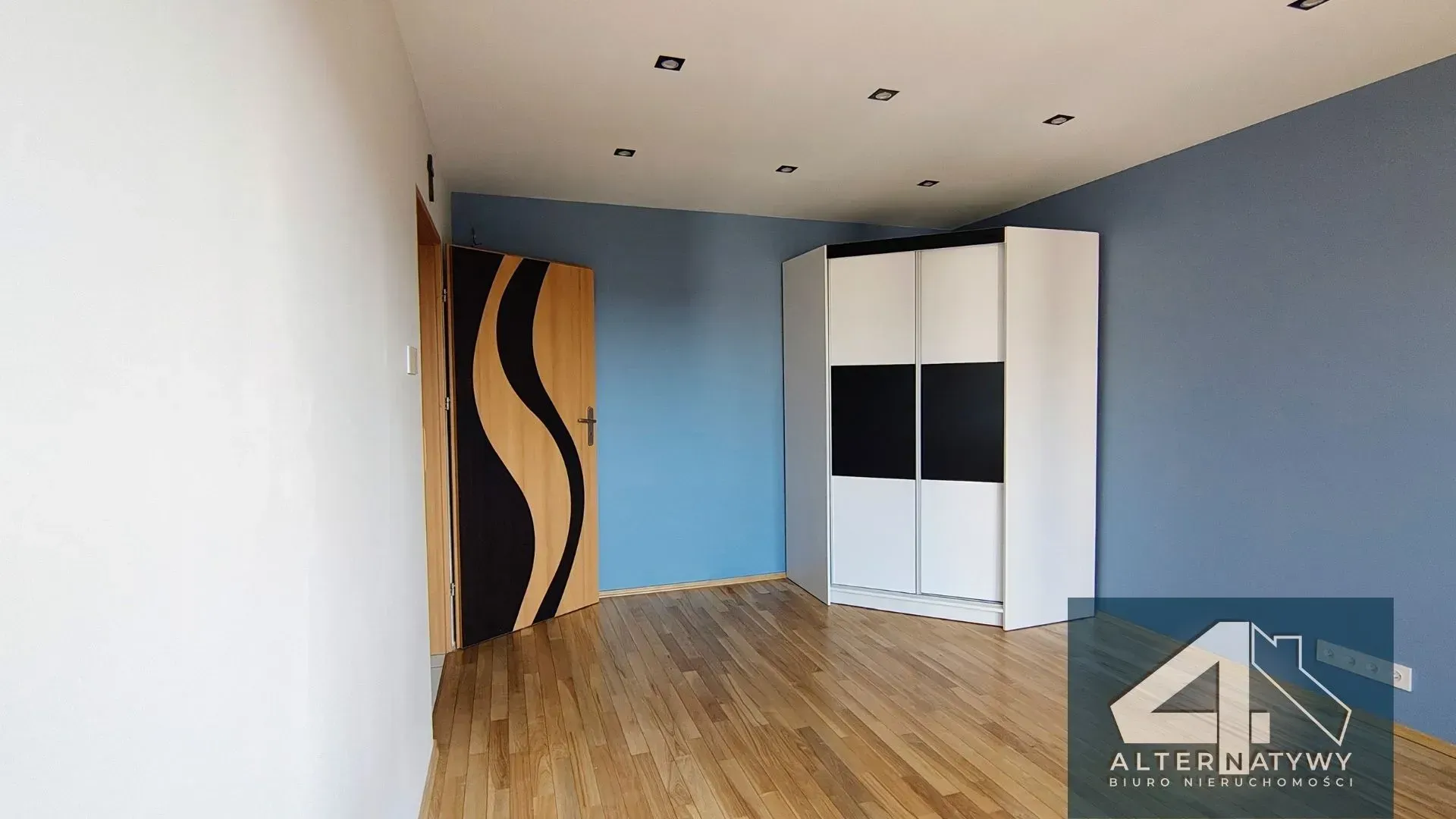 Wygodne M3 z balkonem i pełnym wyposażeniem 3