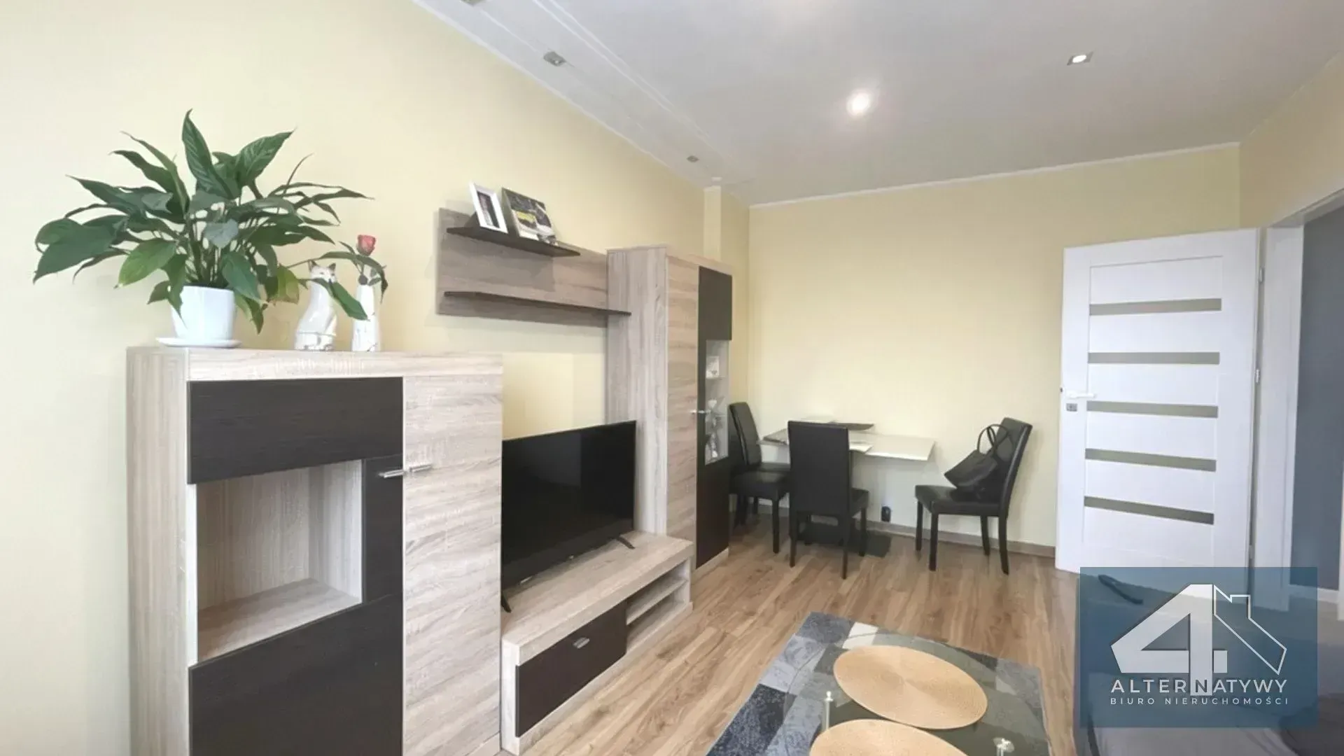 2 pokoje 40m²|Do wprowadzenia| Umeblowane 2