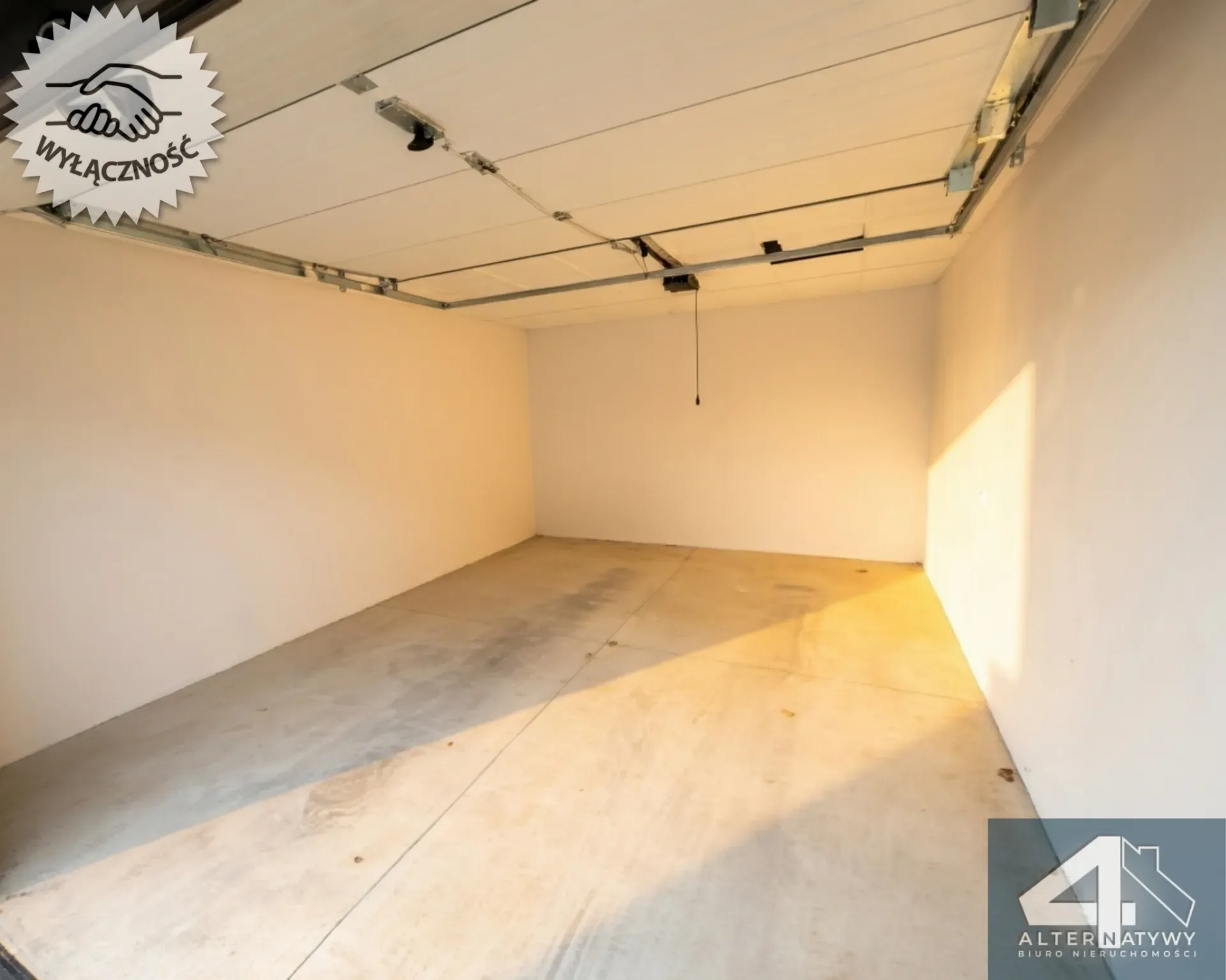 Garaż murowany 21m ul. Sielska (Borek) 2