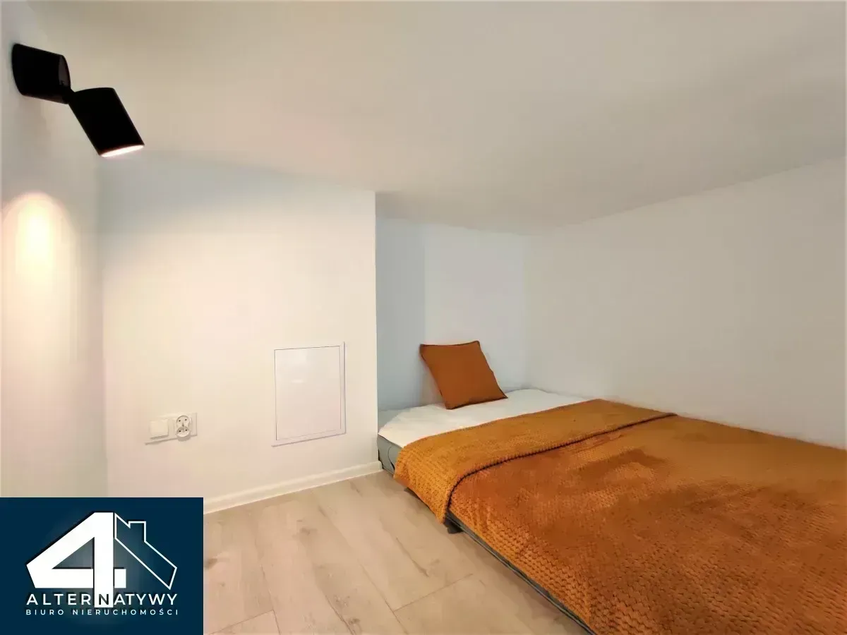 Kawalerka z andresolą przy Manufakturze 5