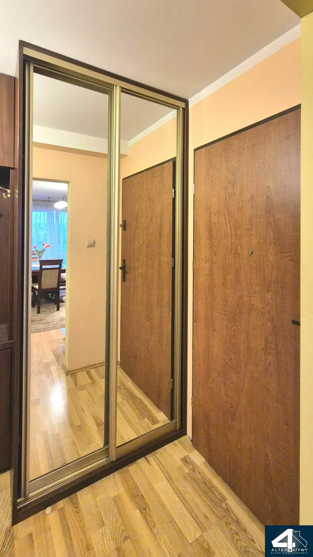 Stylowe gotowe do zamieszkania 8