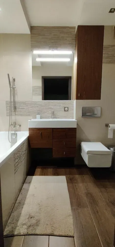 Piękne 2- poziomowe z ogródkiem 3