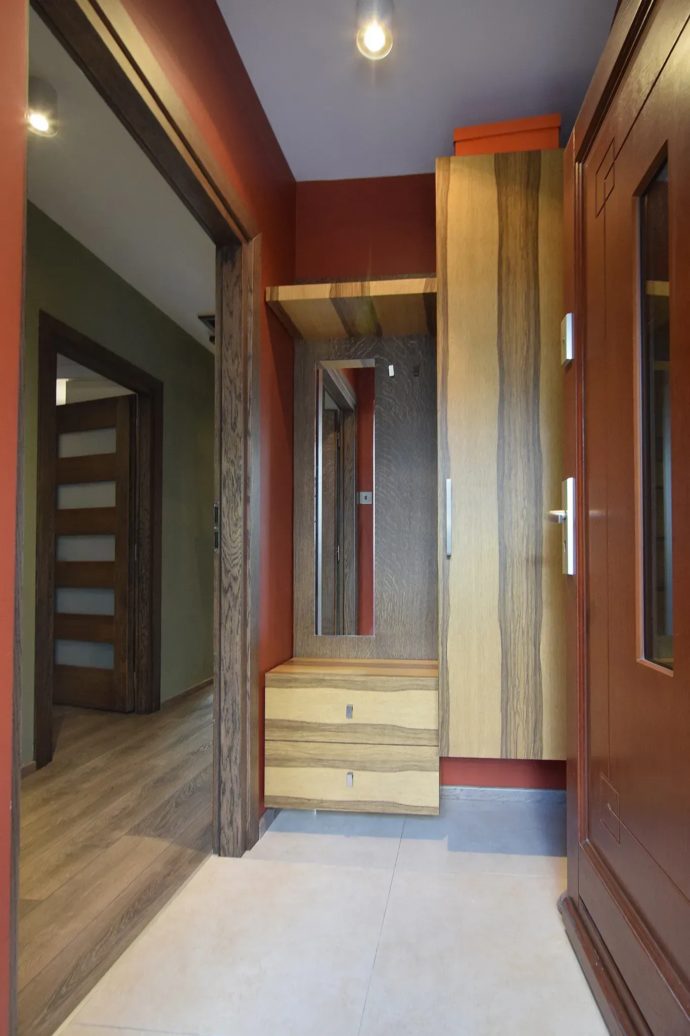 Piękne 2- poziomowe z ogródkiem 5