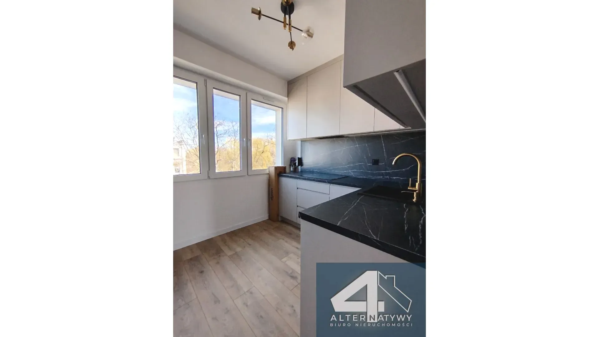 3 pokoje | po remoncie| wyposażone| 49 m² 13