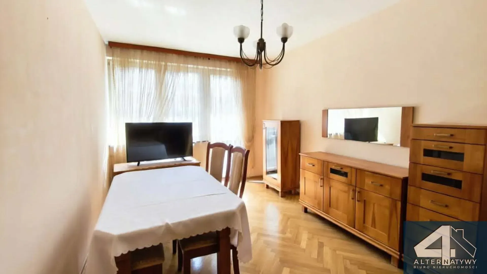 M4| 1 Piętro| Centrum miasta| Spokojna okolica 4