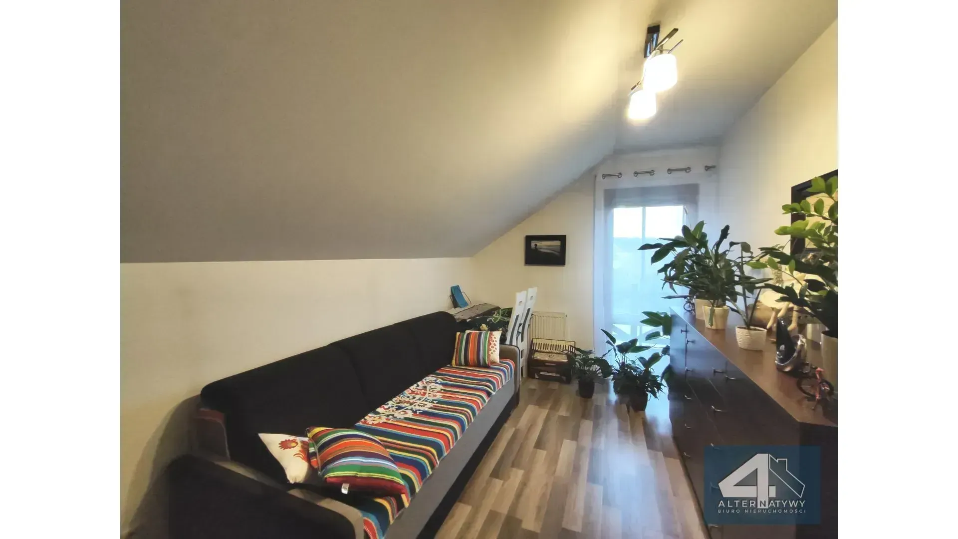 Niższa cena, piękny dom 100 m² 17