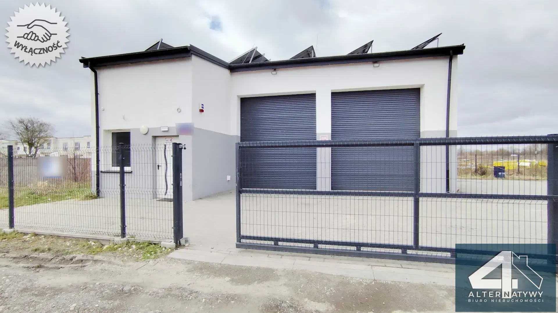 Warsztat samochodowy-wysokość  7m. Dobra cena! 10