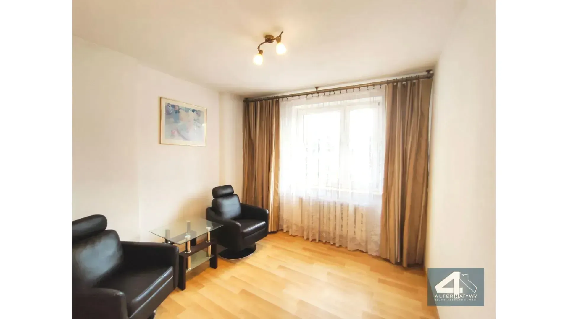 Szeregowiec/4 kondygnacje/Duża działka 5