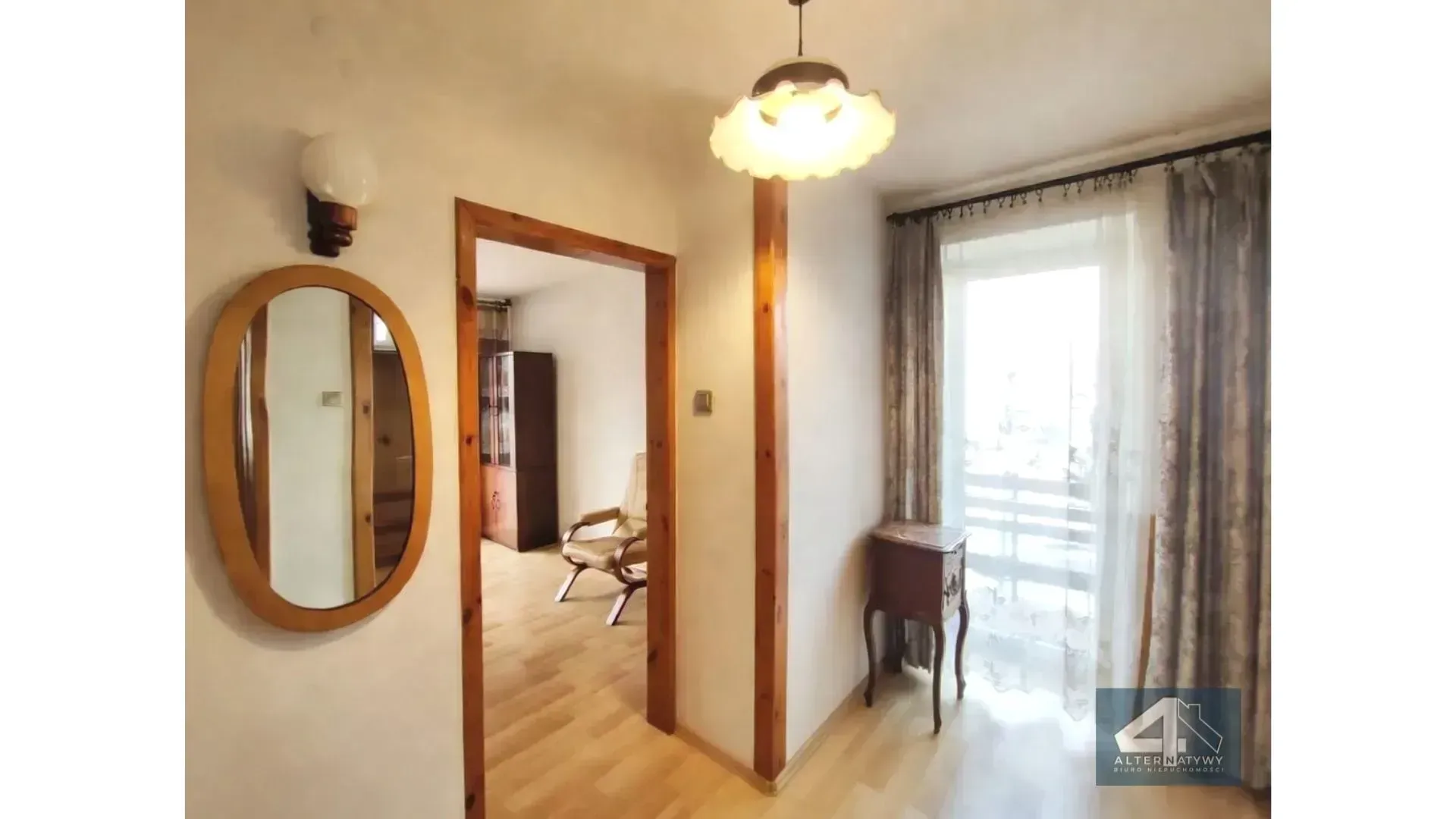 Szeregowiec/4 kondygnacje/Duża działka 21