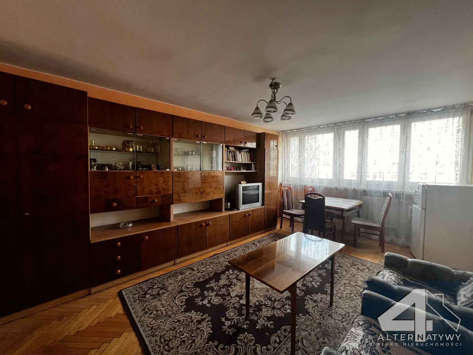 44m² | 2 Pokoje | Do Remontu | Śródmieście 4