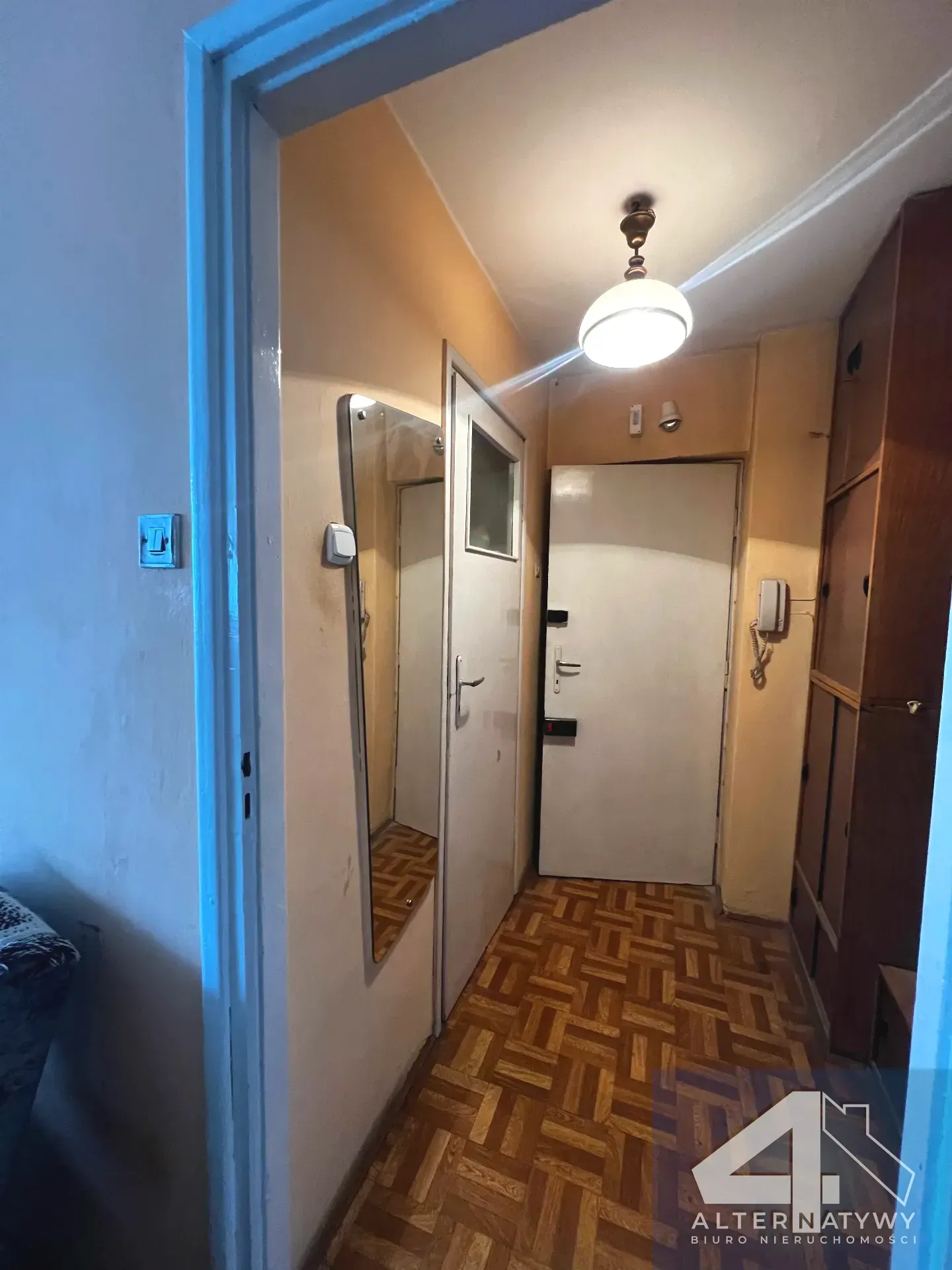 44m² | 2 Pokoje | Do Remontu | Śródmieście 12