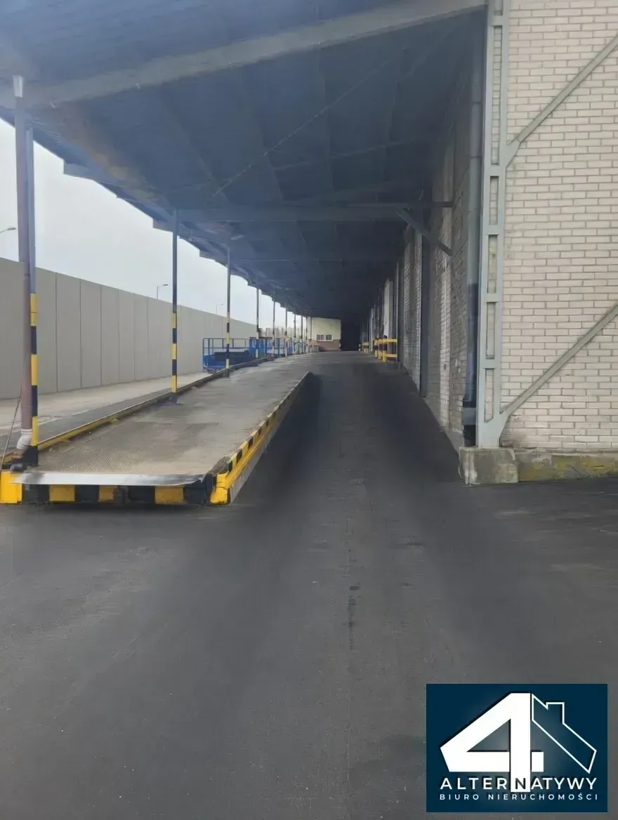 Zakład przetwórczy z wielkimi chłodniami 7