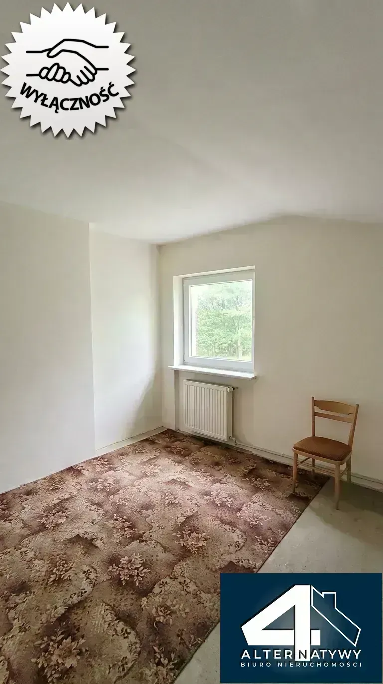 Duży dom z sauną i z basenem w ogrodzie. 29
