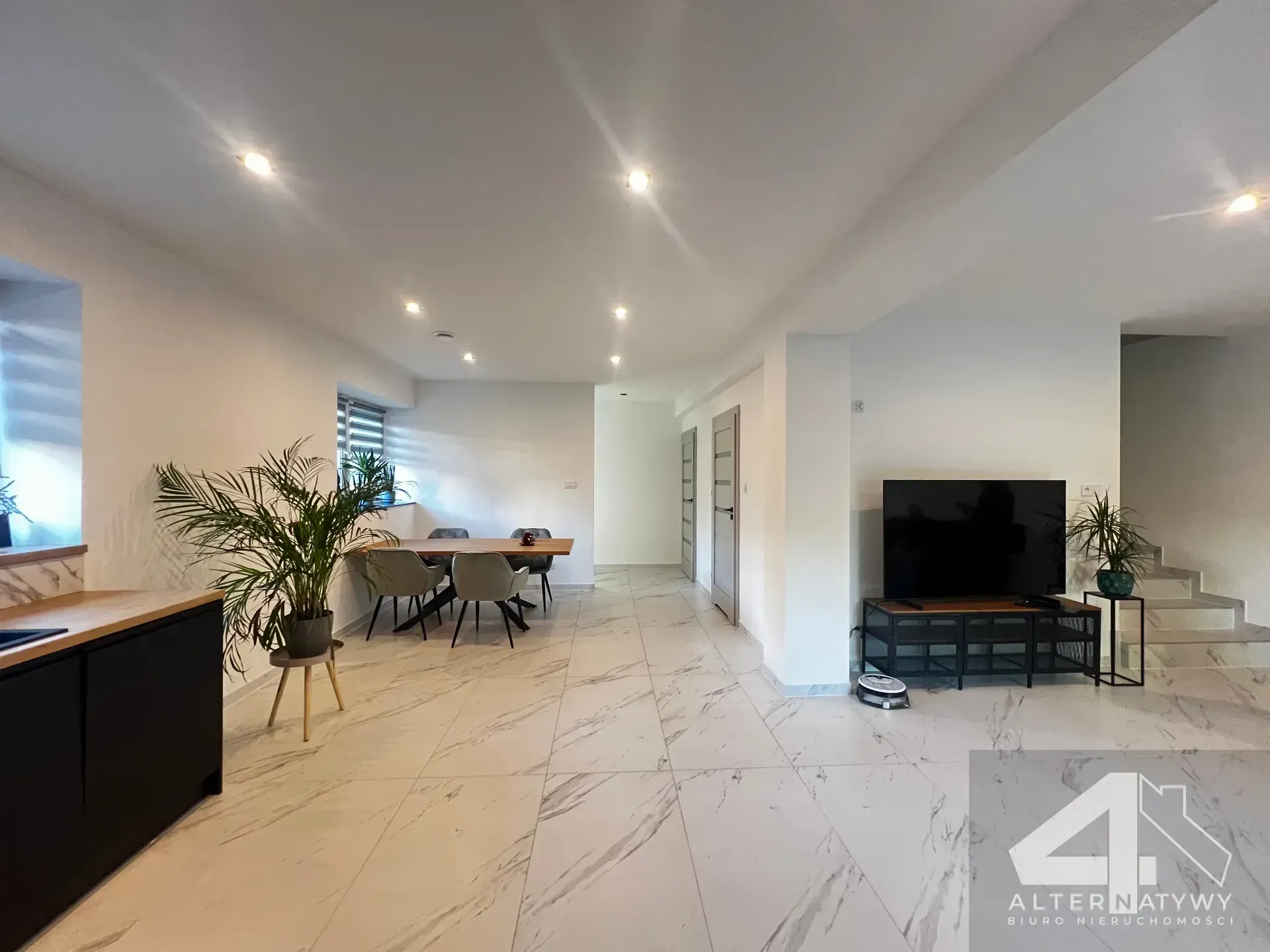 44m² | 2 Pokoje | Do Remontu | Śródmieście 6