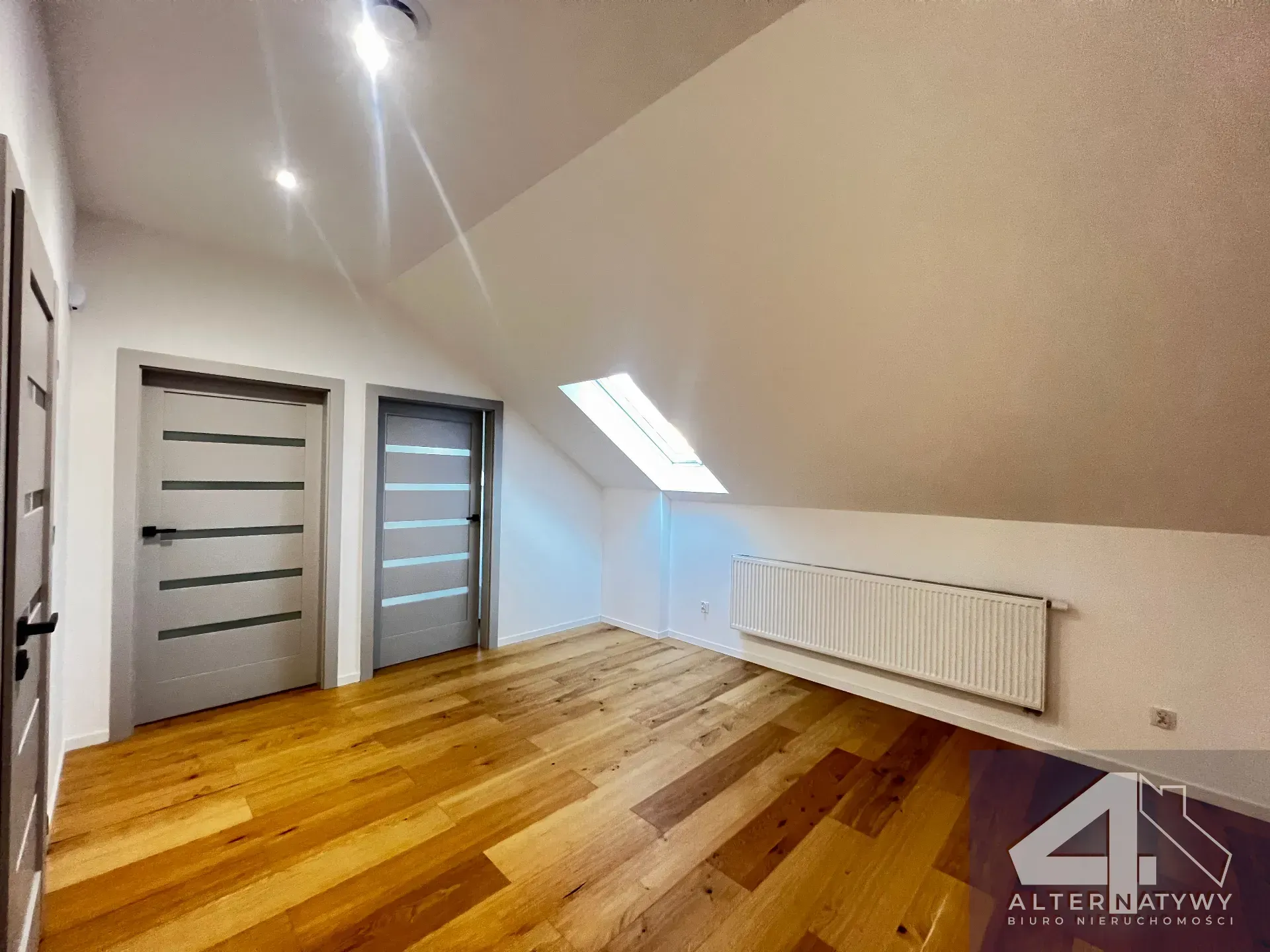 44m² | 2 Pokoje | Do Remontu | Śródmieście 15