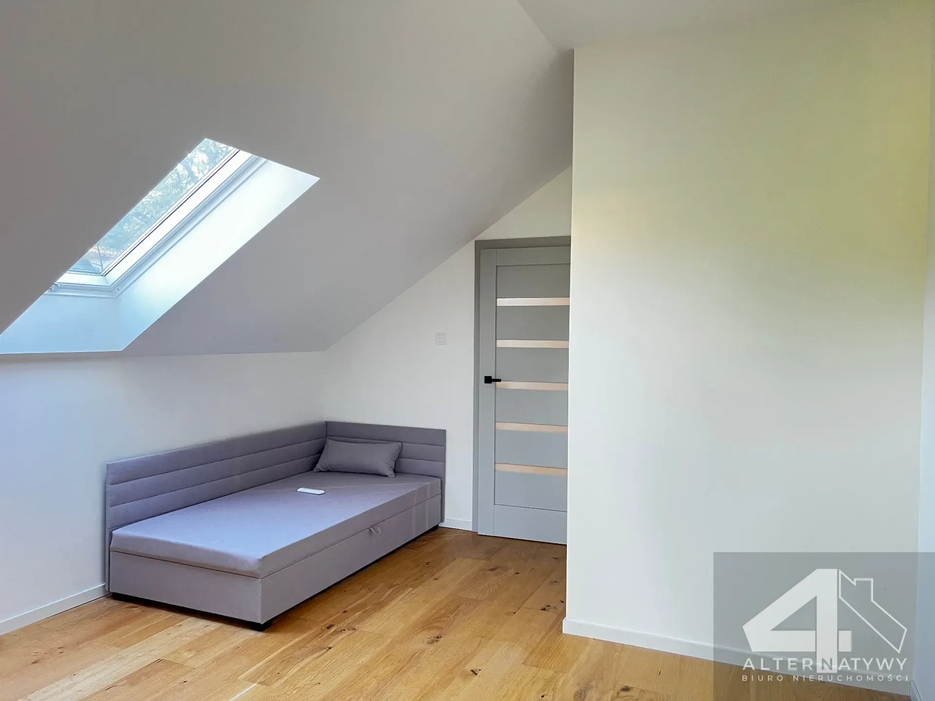 44m² | 2 Pokoje | Do Remontu | Śródmieście 18
