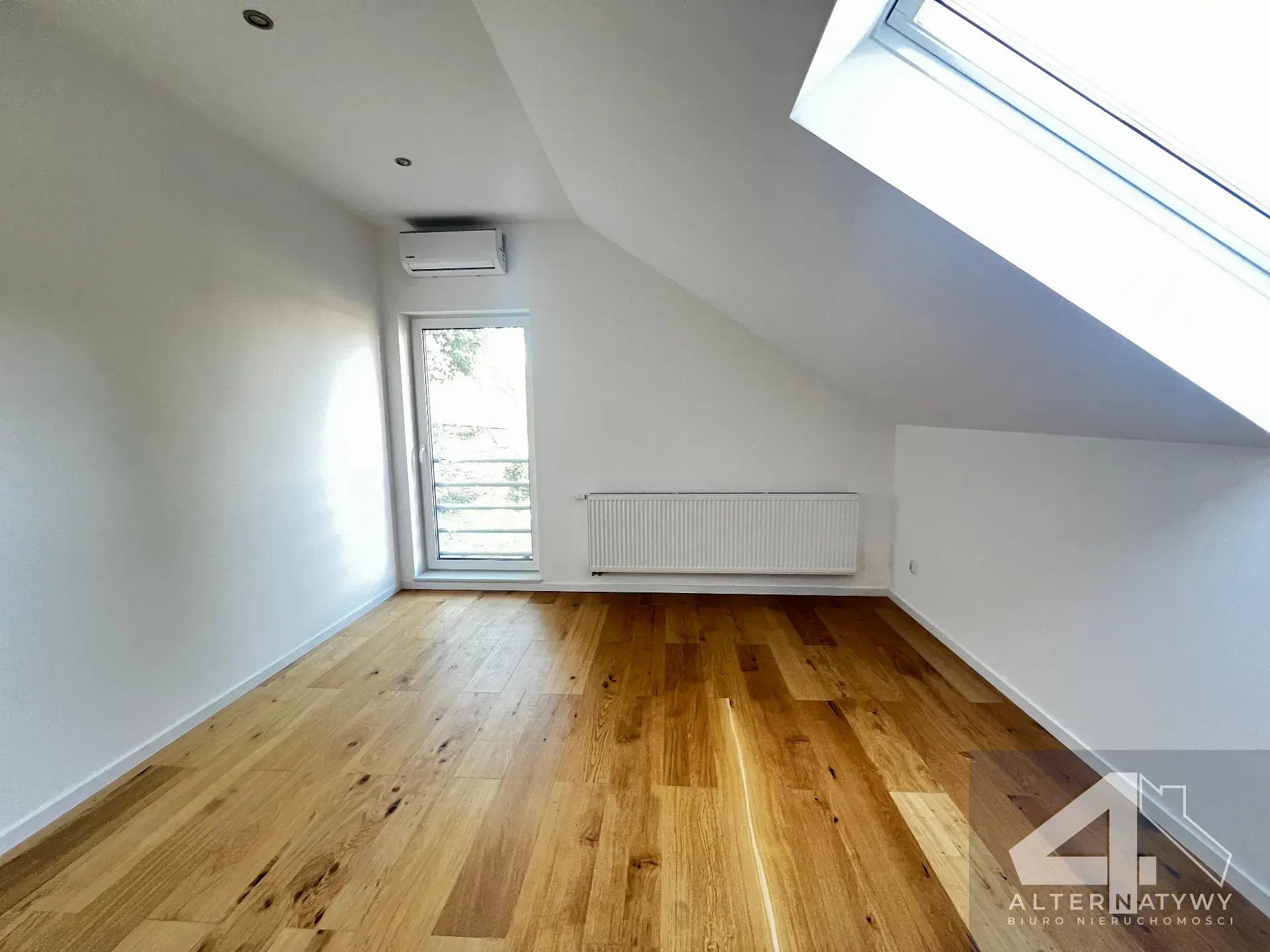 44m² | 2 Pokoje | Do Remontu | Śródmieście 19