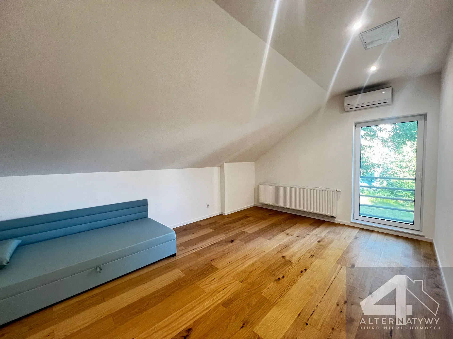 44m² | 2 Pokoje | Do Remontu | Śródmieście 20