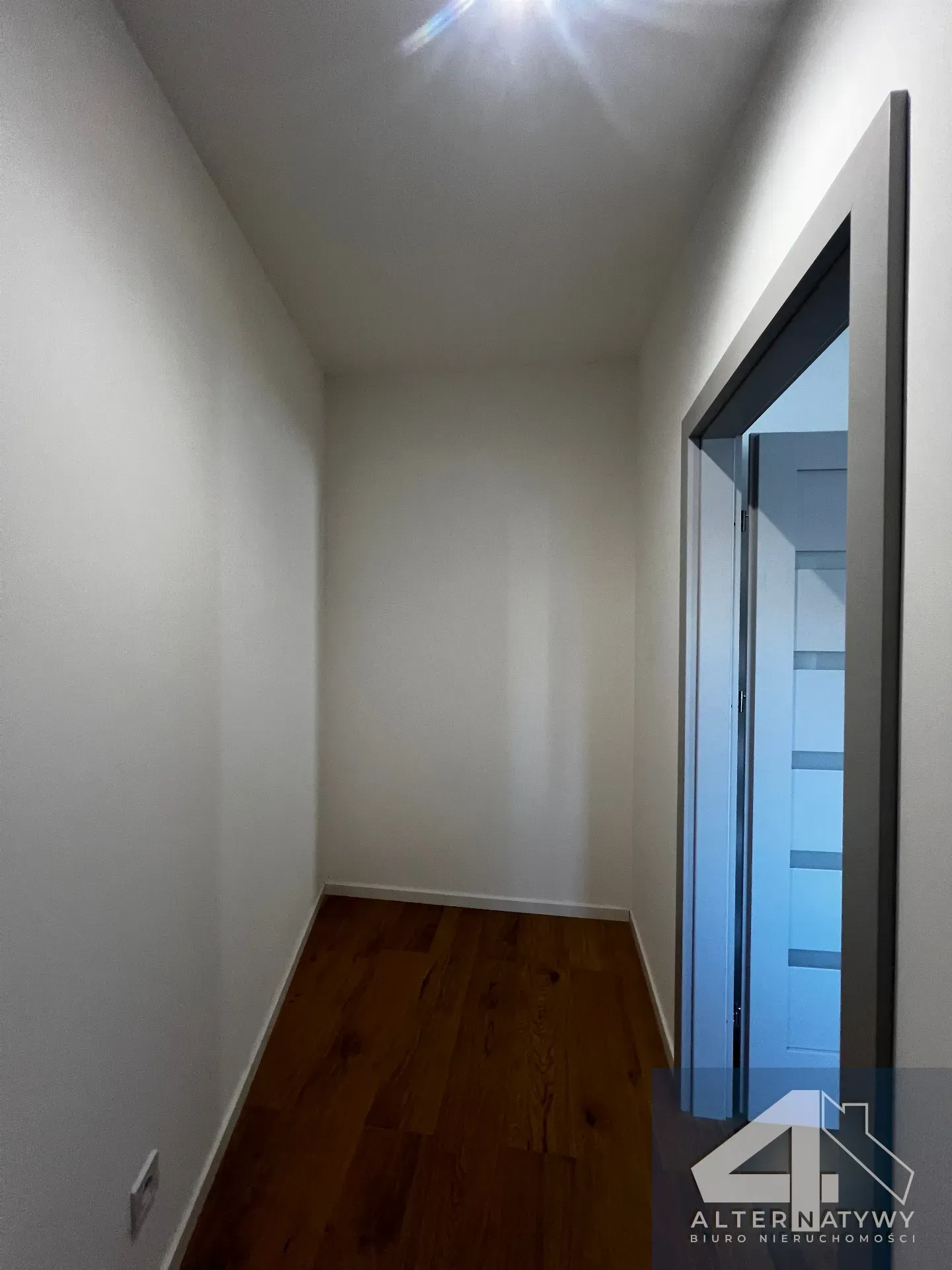 44m² | 2 Pokoje | Do Remontu | Śródmieście 27