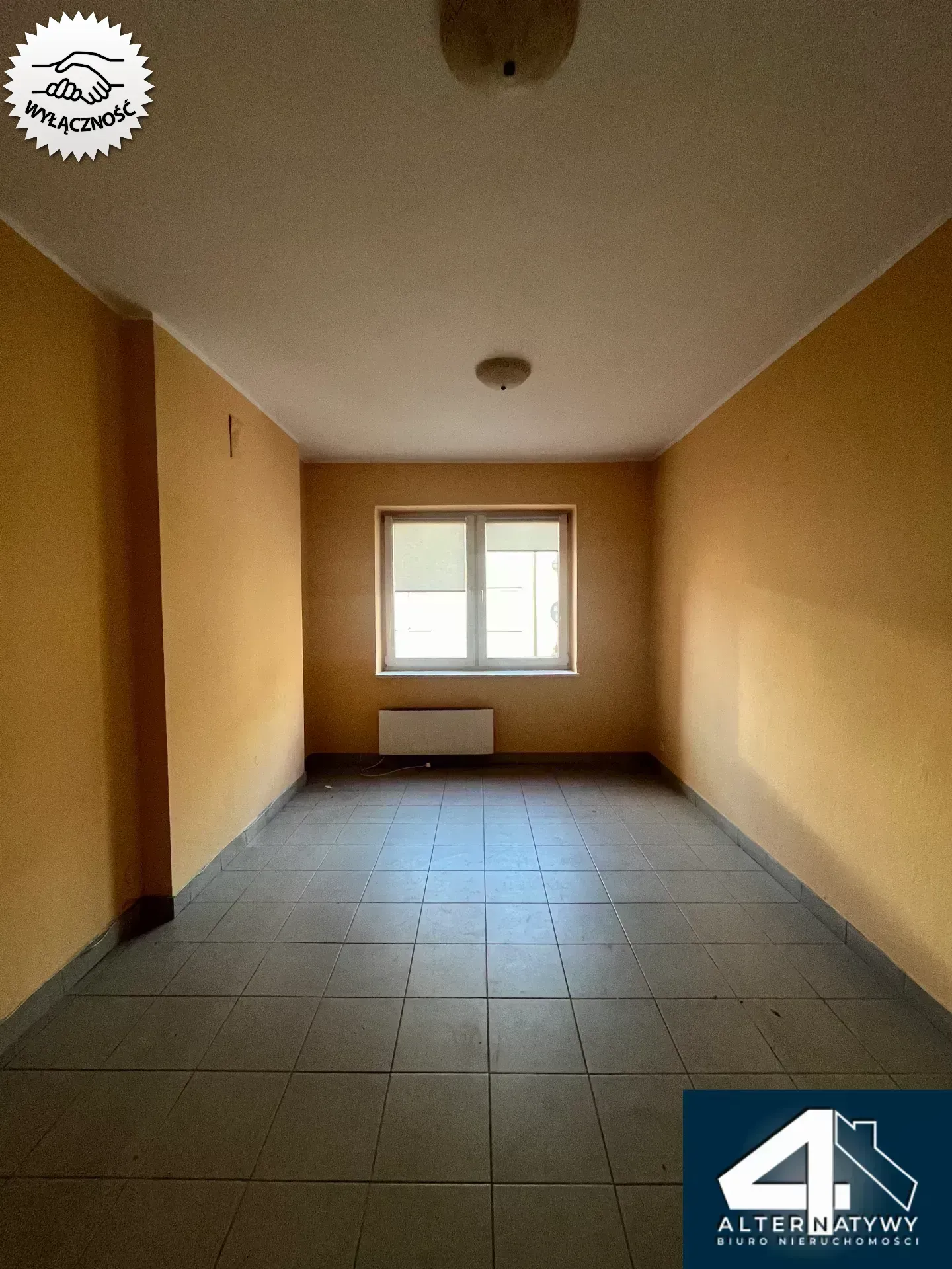Inwestycja: 2 lokale w centrum Kielc 34 m² 4