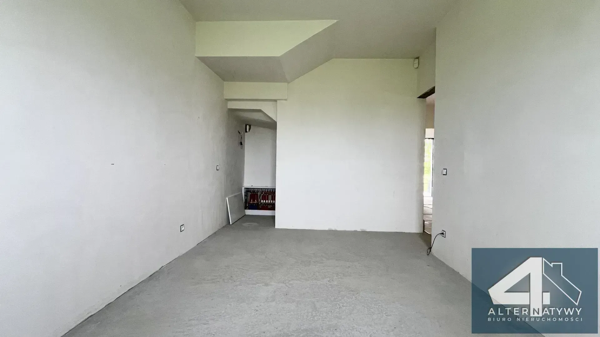 Dom z garażem i 6 pokojami 11