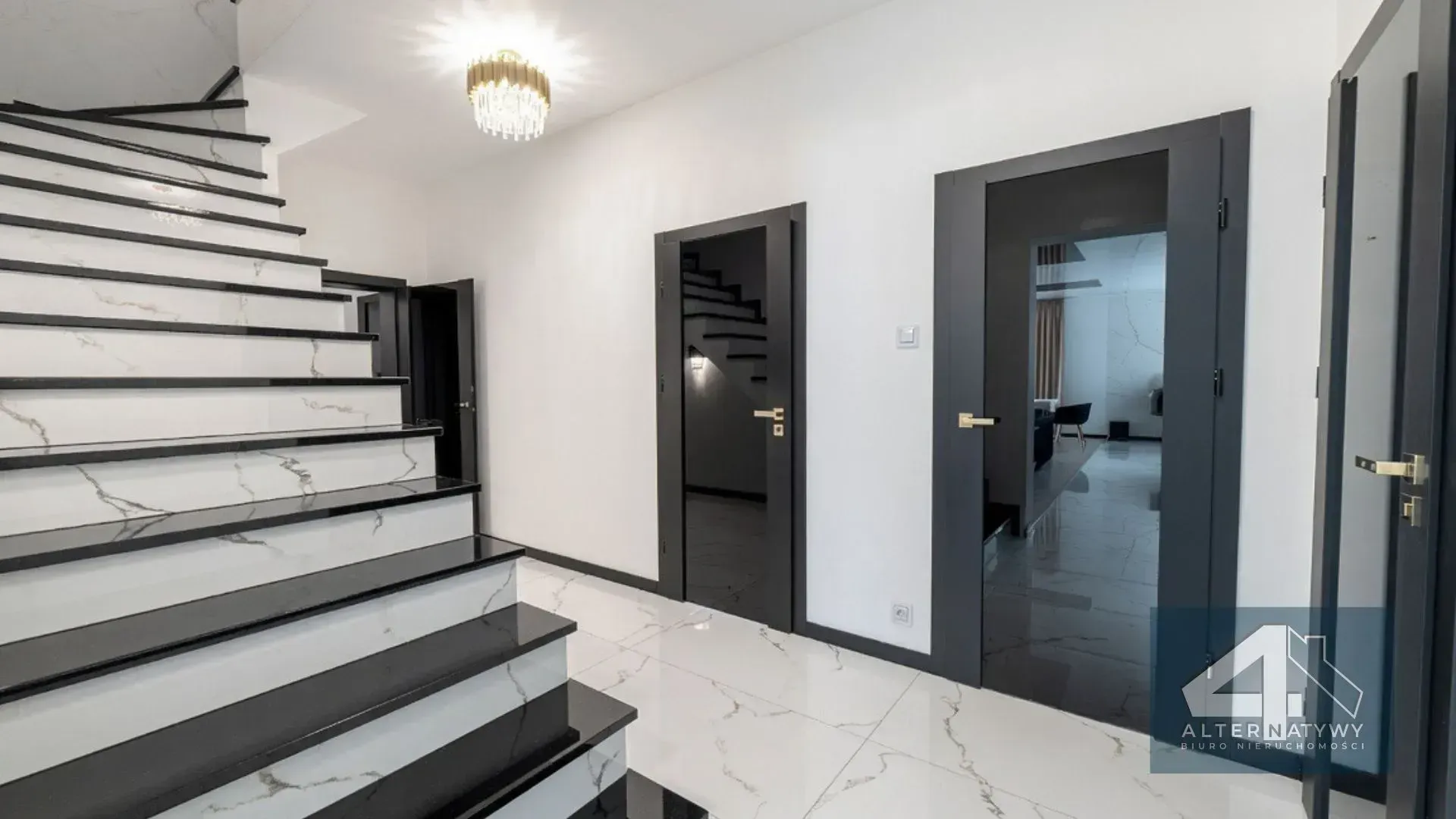Luksusowy duży Dom blisko Lasu 219m² 31