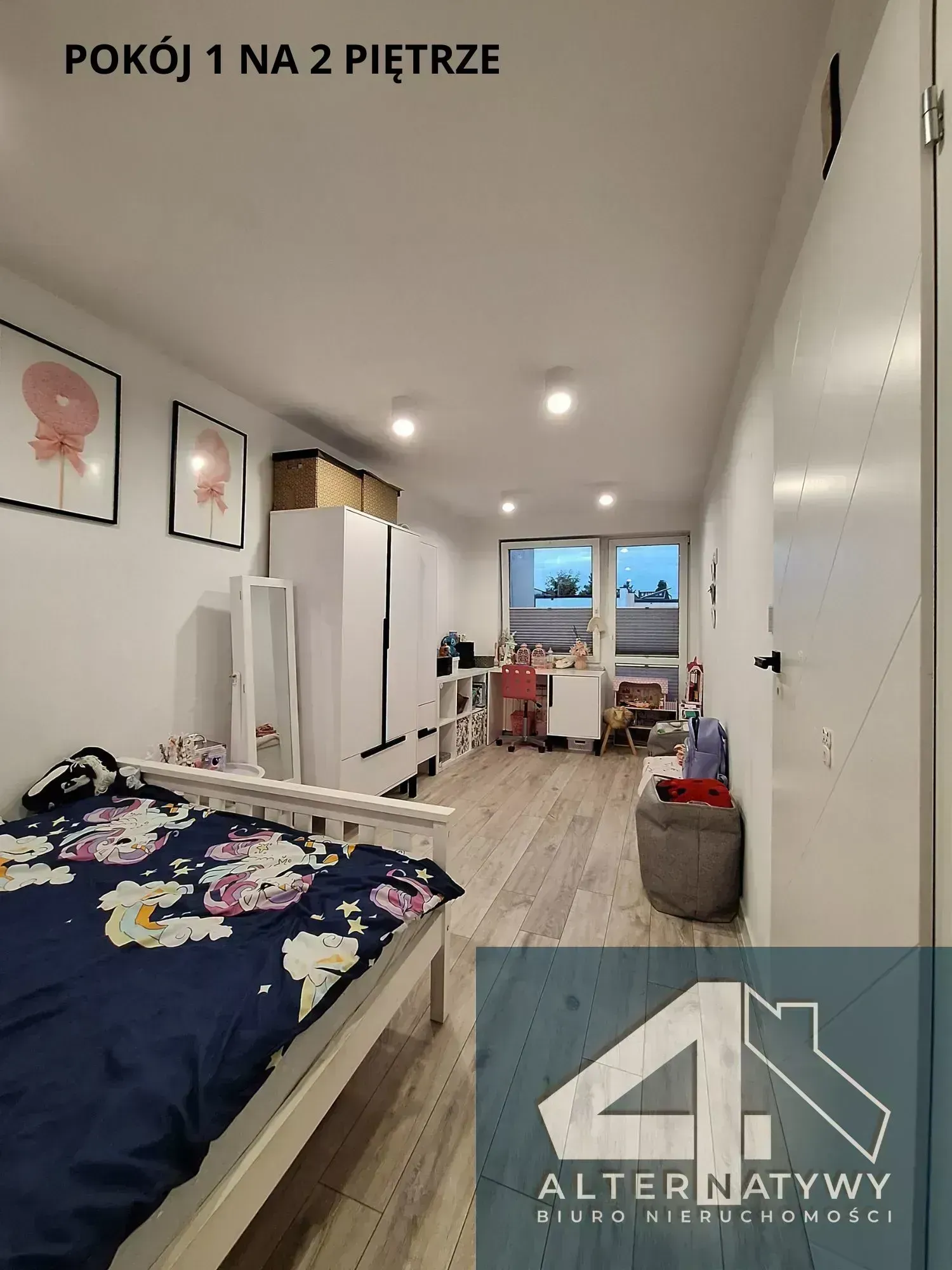 Dom 180m2 - 3 poziomy w świetnej lokalizacji 11