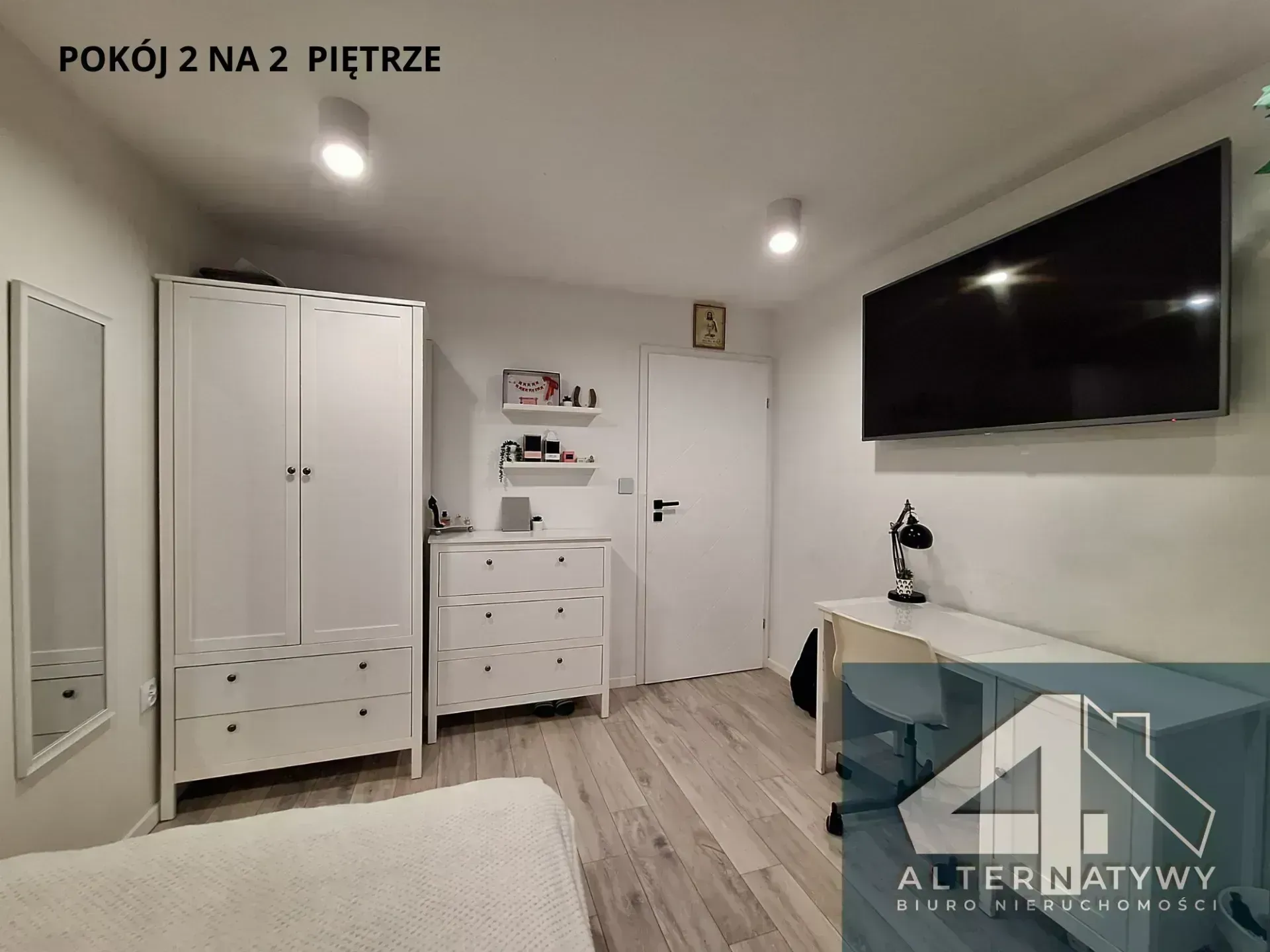 Dom 180m2 - 3 poziomy w świetnej lokalizacji 12