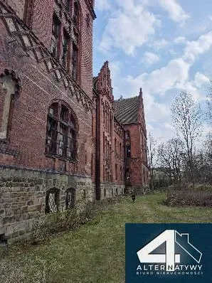 Zabytkowy pałac 3 934 m² | Pszczyna 5