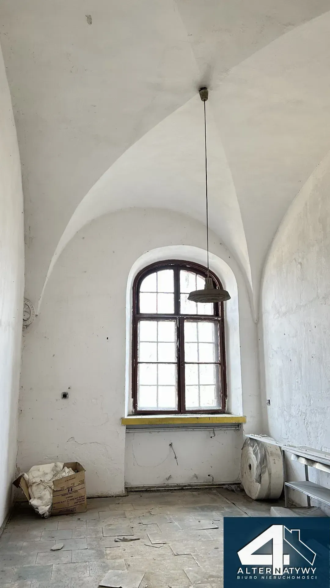 Zabytkowy pałac 3 934 m² | Pszczyna 10