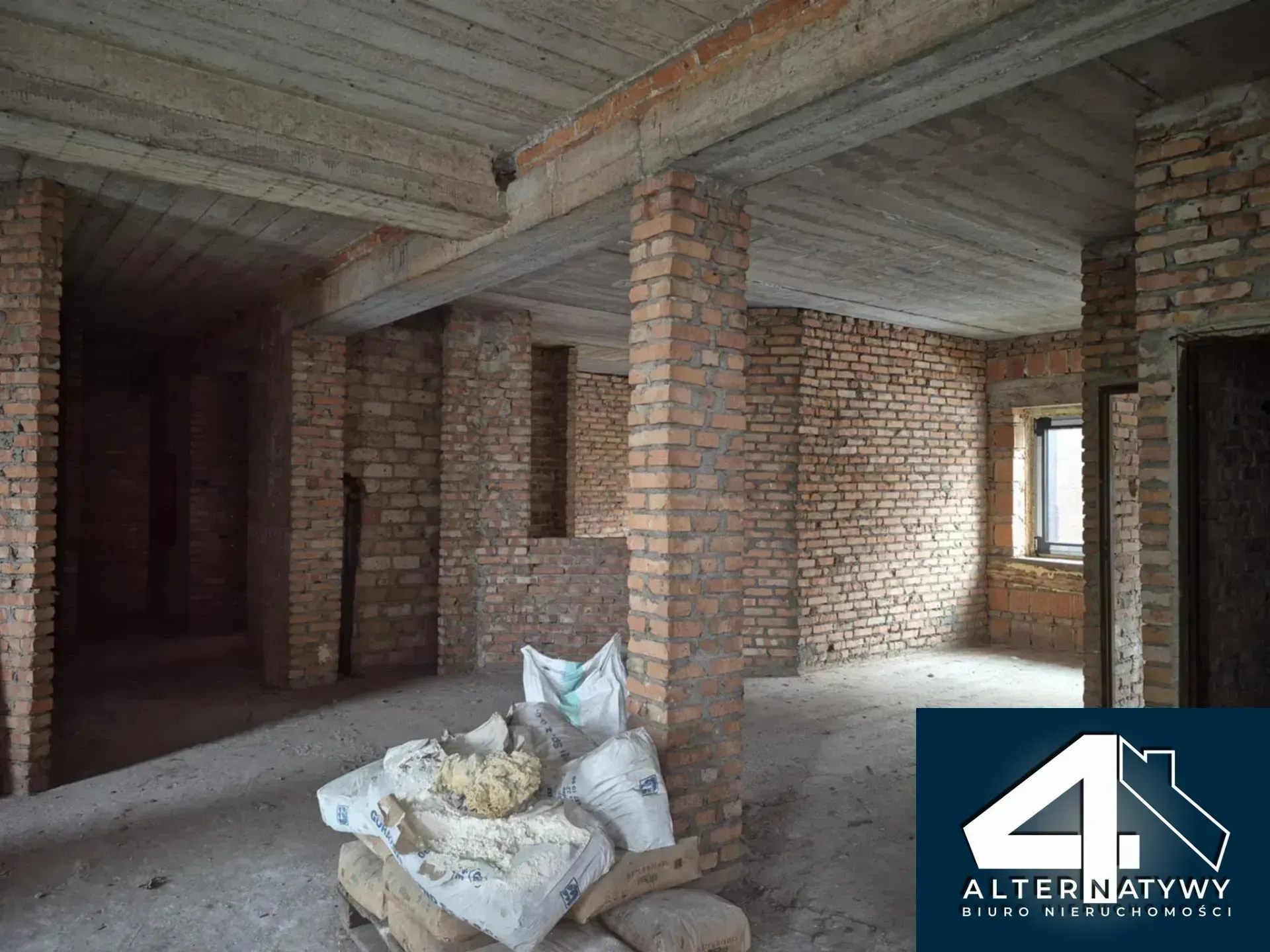 Obiekt 1 072 m² | 500 m jezioro | Wisła Wielka 9