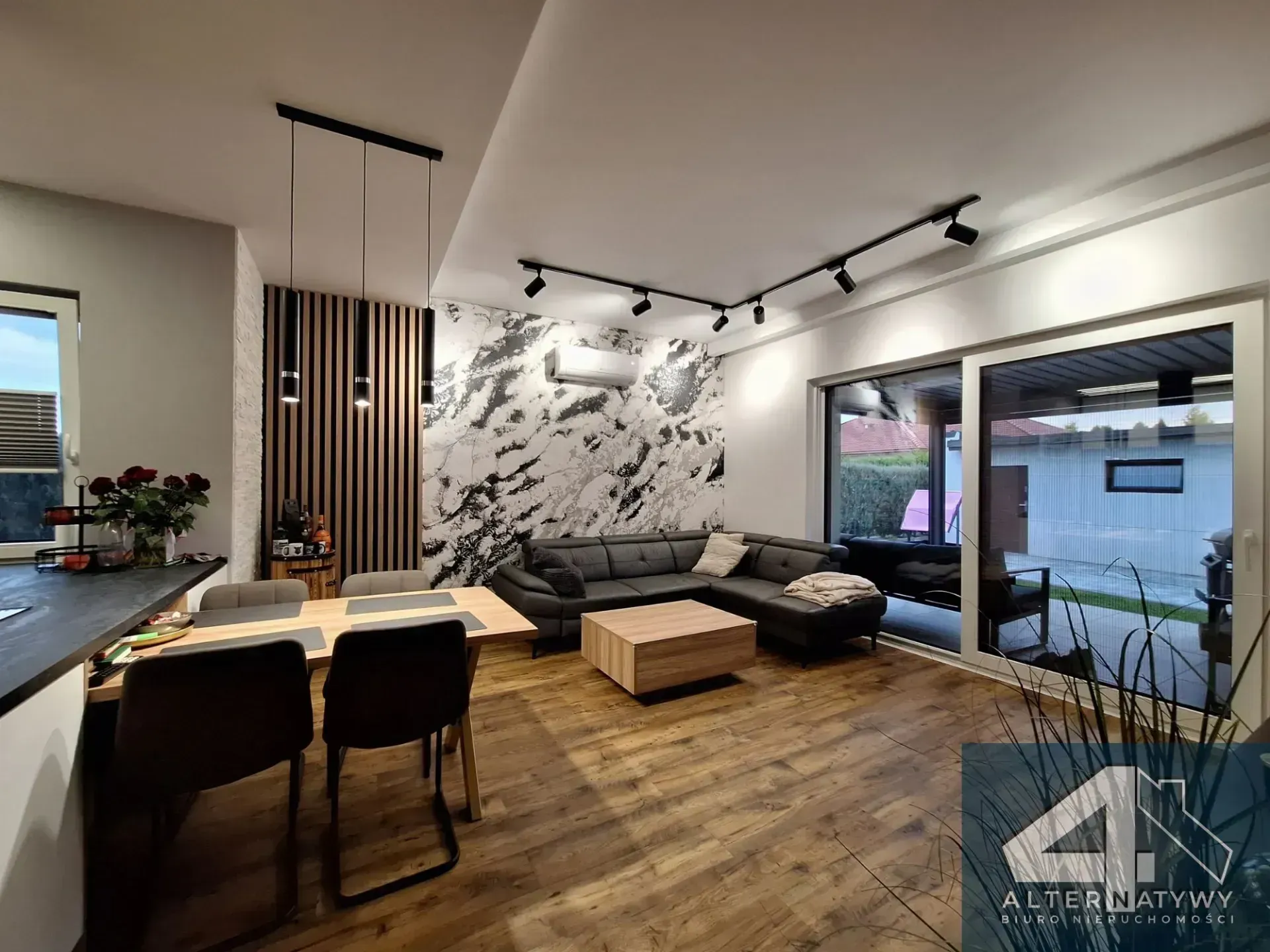 Wyjątkowy bliźniak 131 m² z dwoma garażami 3
