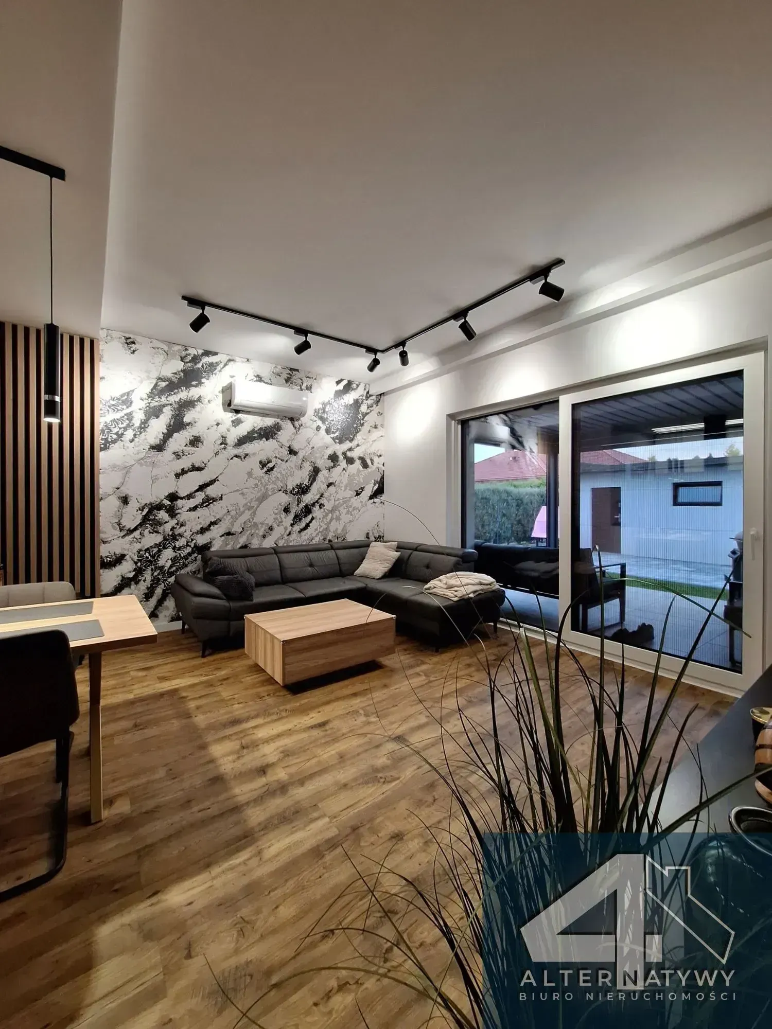 Wyjątkowy bliźniak 131 m² z dwoma garażami 4