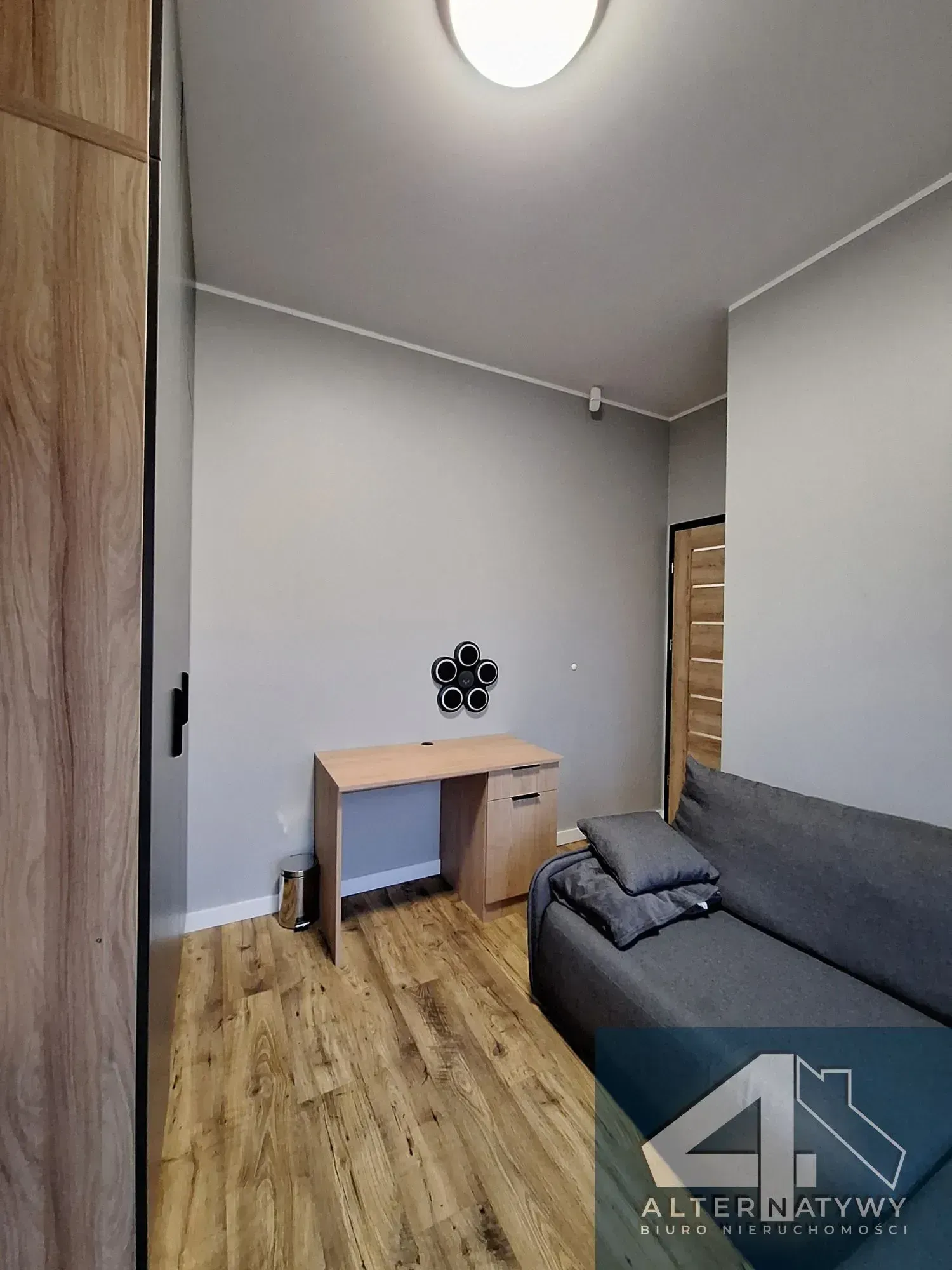 Wyjątkowy bliźniak 131 m² z dwoma garażami 14