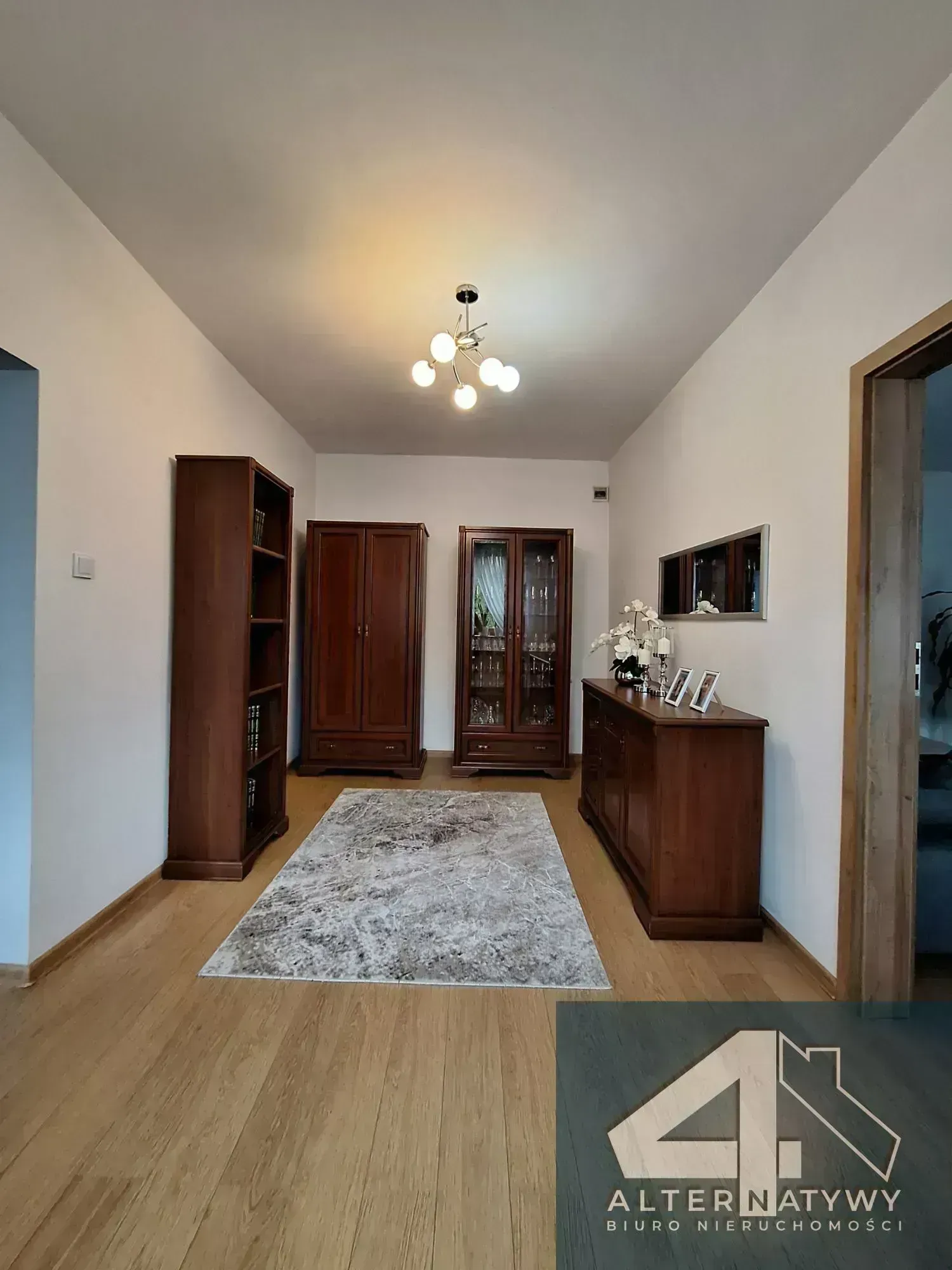 Parterowy dom 85 m2 po remoncie z dużą działką 13