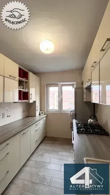 Przestronne M-4 w dobrej lokalizacji 8