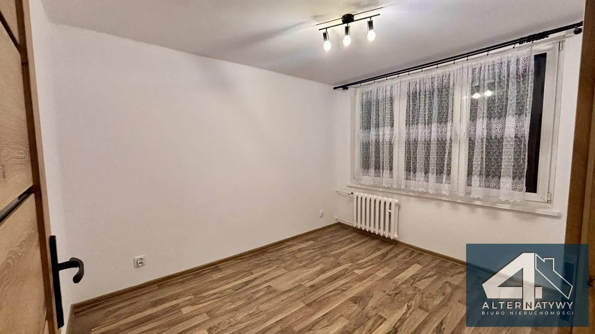 3 pokoje po generalnym remoncie, 38 m² 2