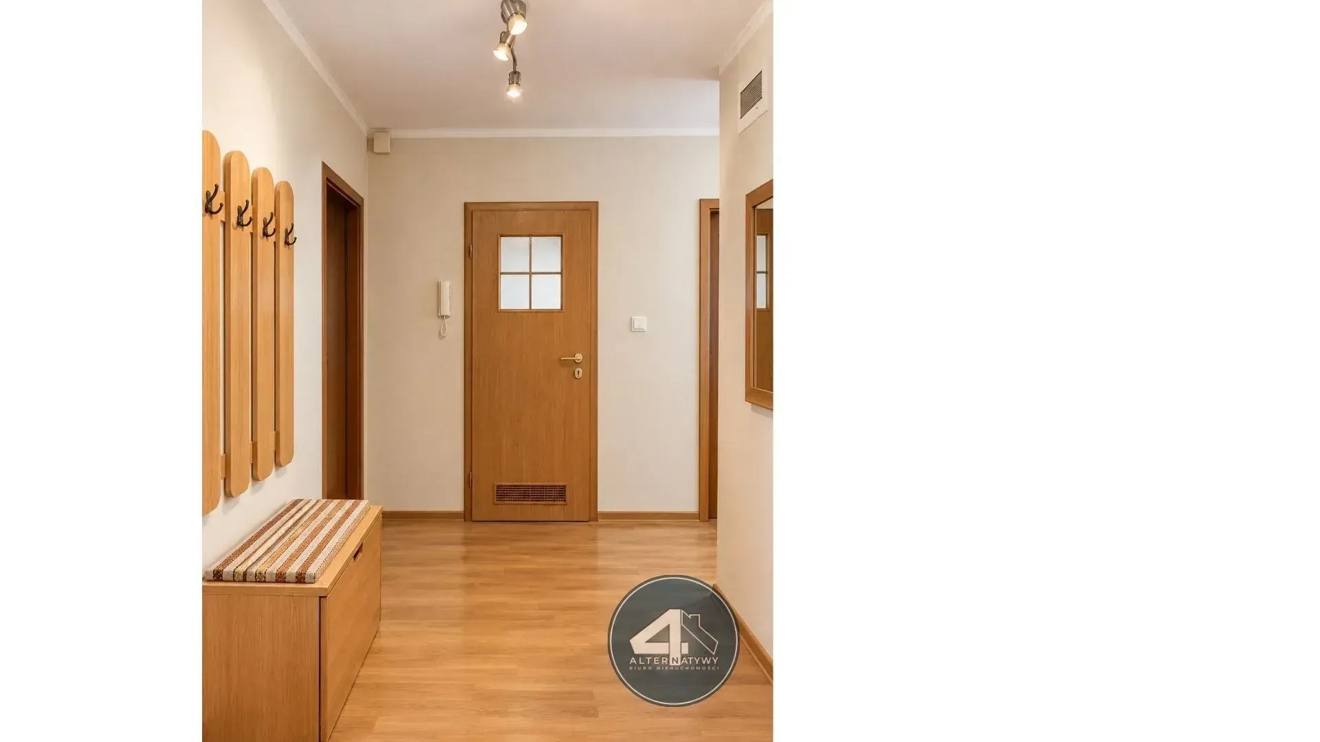 Piotrków Tryb. |60,07 m²   | 3 pokoje 7